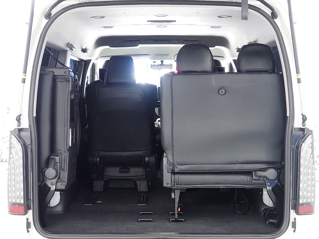 【H３１年/ファインテックツアラー4WD/両側パワースライドドア】豪華キャプテンシート4脚！【全国納車可能】