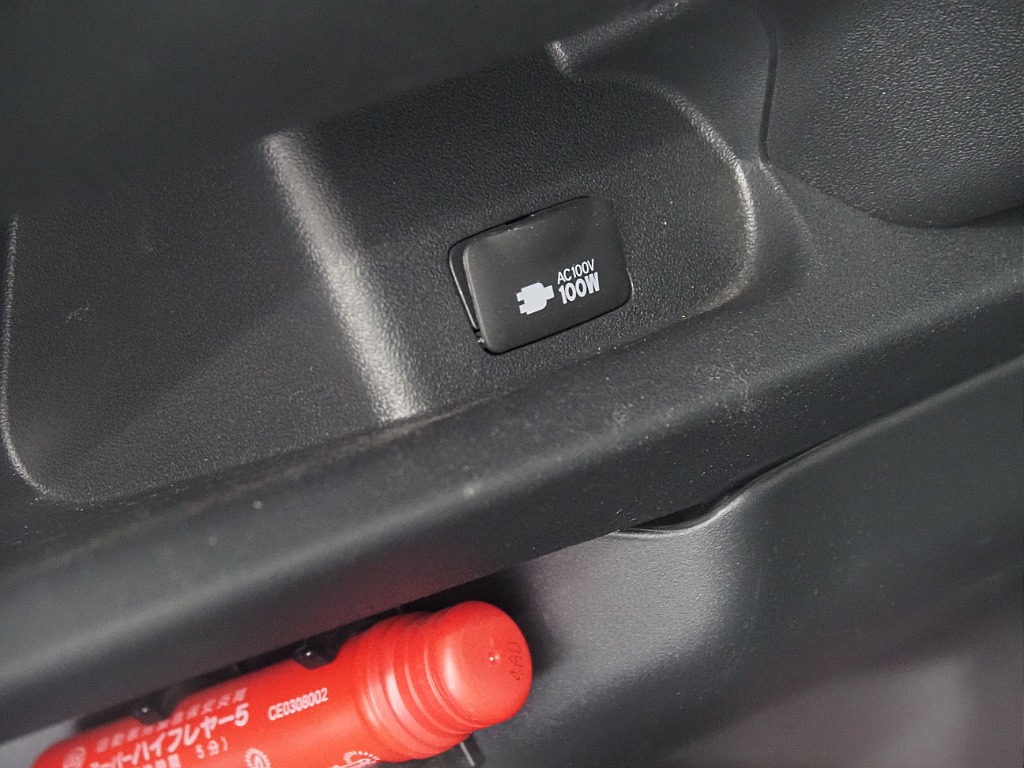 【H３１年/ファインテックツアラー4WD/両側パワースライドドア】豪華キャプテンシート4脚！【全国納車可能】