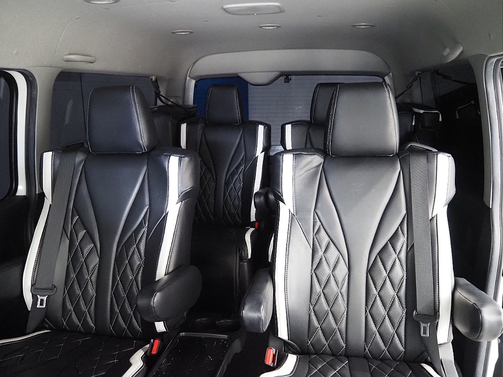 【H３１年/ファインテックツアラー4WD/両側パワースライドドア】豪華キャプテンシート4脚！【全国納車可能】