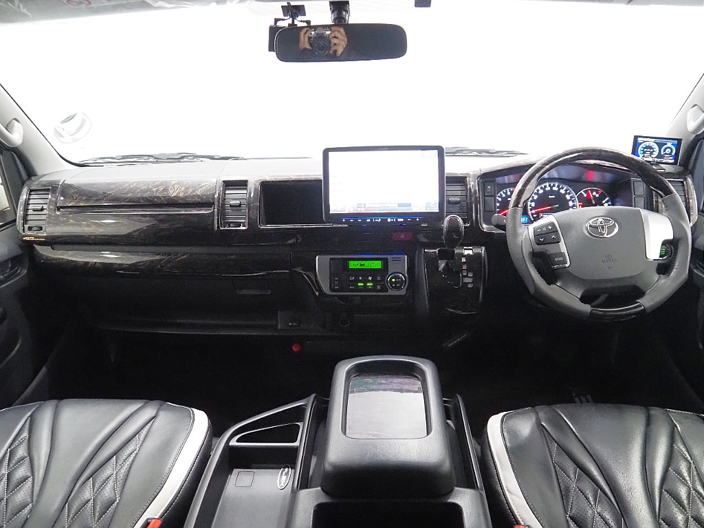 【H３１年/ファインテックツアラー4WD/両側パワースライドドア】豪華キャプテンシート4脚！【全国納車可能】