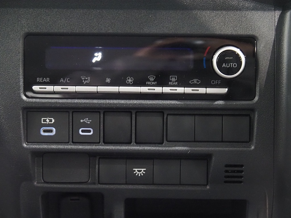 【新型/ハイエースワゴンGL/2WD/Bi-beam LEDヘッドランプ】スタンダード配列♪【全国納車可能】