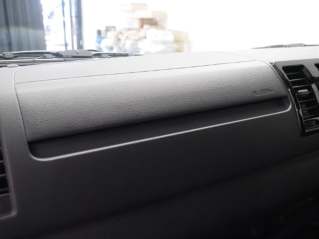 【新型/ハイエースワゴンGL/2WD/Bi-beam LEDヘッドランプ】スタンダード配列♪【全国納車可能】