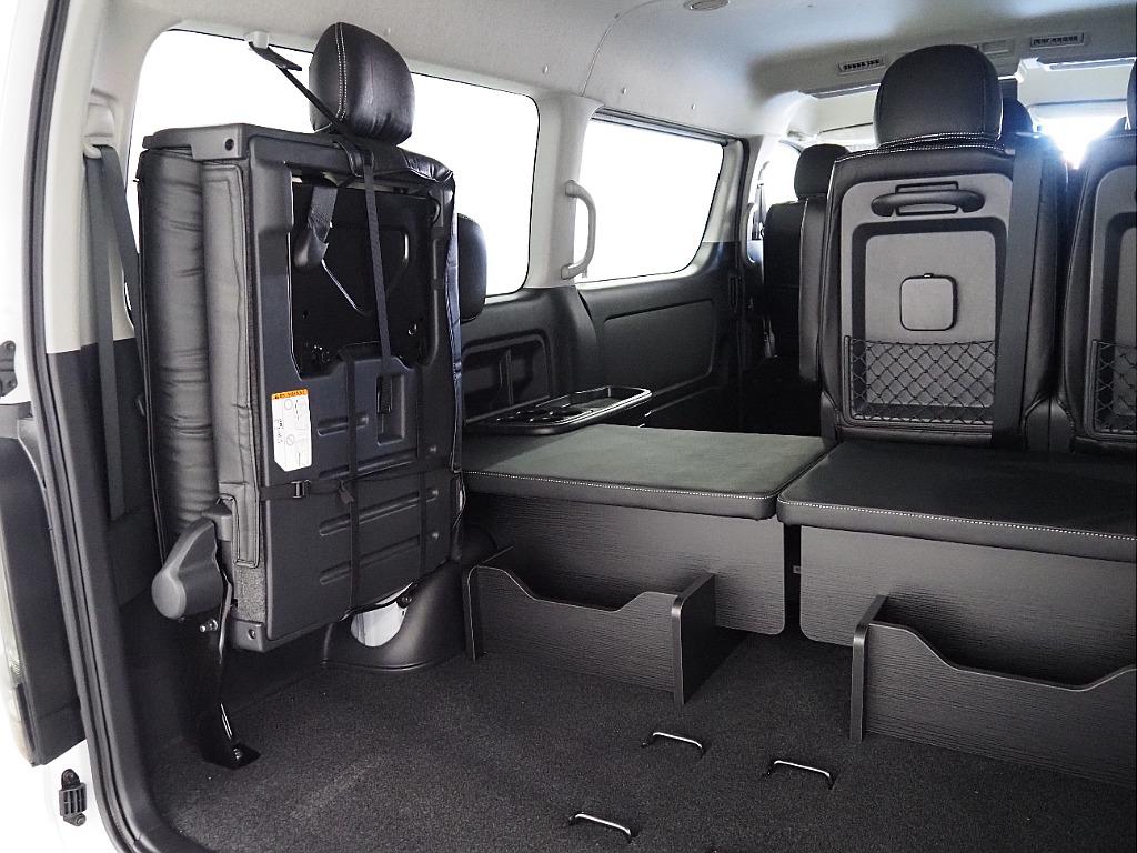 【新型/ハイエースワゴンGL/2WD/Bi-beam LEDヘッドランプ】スタンダード配列♪【全国納車可能】