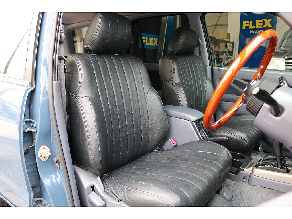 トヨタ ハイラックスサーフ(6枚目)