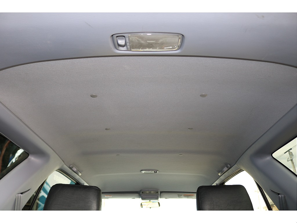 トヨタ ハイラックスサーフ(9枚目)