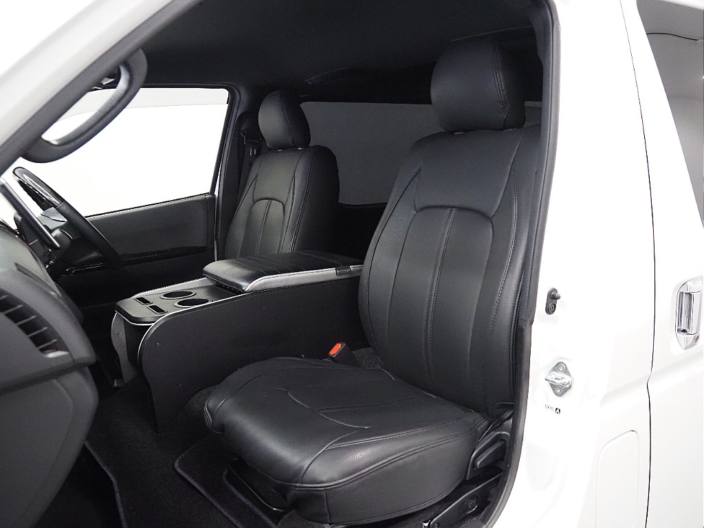 【R6年式/ハイエースバン/ディーゼル2WD/DARKPRIMEⅡ】ローダウンスタイル♪【全国納車可能】