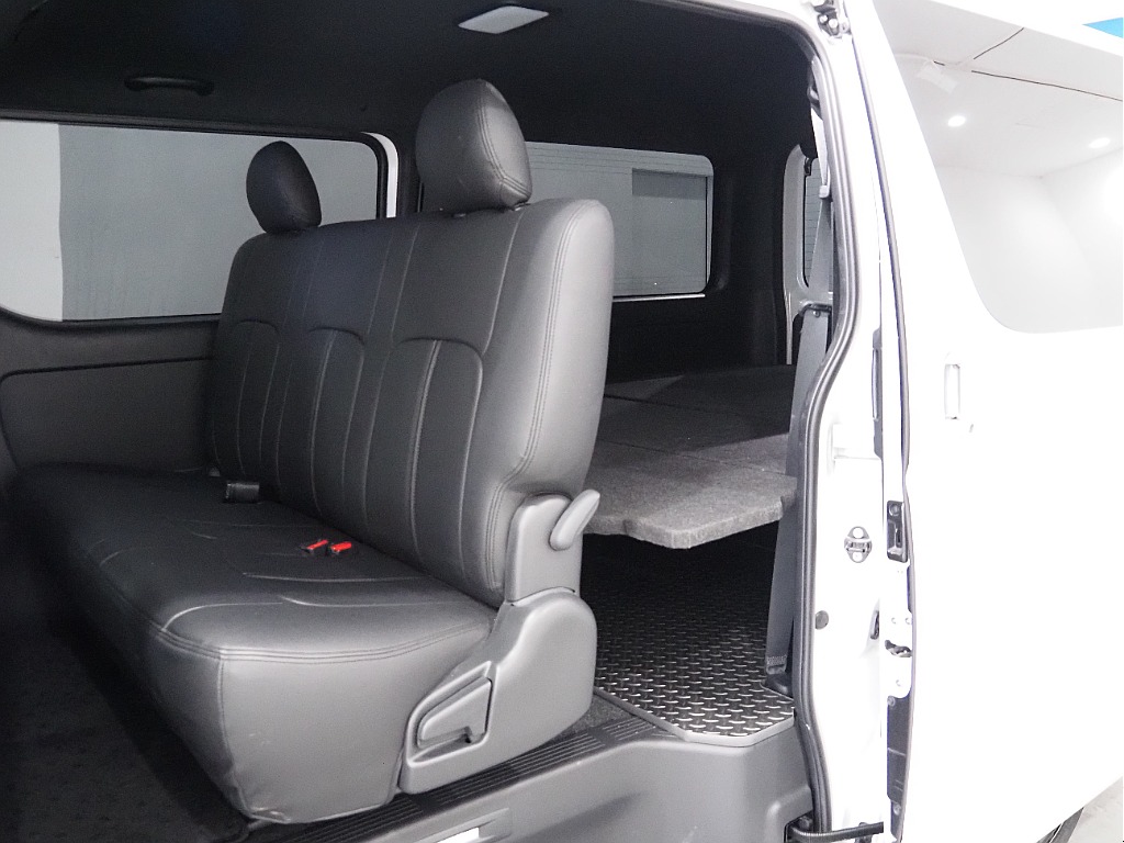 【R6年式/ハイエースバン/ディーゼル2WD/DARKPRIMEⅡ】ローダウンスタイル♪【全国納車可能】