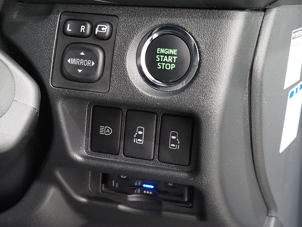 【R6年式/ハイエースバン/ディーゼル2WD/DARKPRIMEⅡ】ローダウンスタイル♪【全国納車可能】