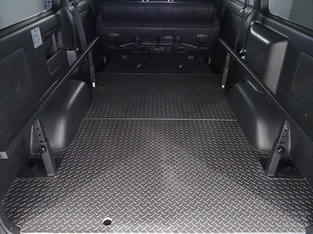 【R6年式/ハイエースバン/ディーゼル2WD/DARKPRIMEⅡ】ローダウンスタイル♪【全国納車可能】