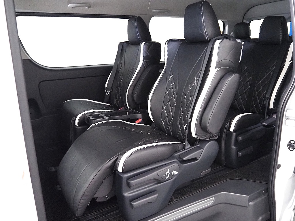 【R7年式/登録済み未使用車/ファインテックツアラー/2WD/2.7Lガソリン】豪華キャプテンシート【全国納車可能】