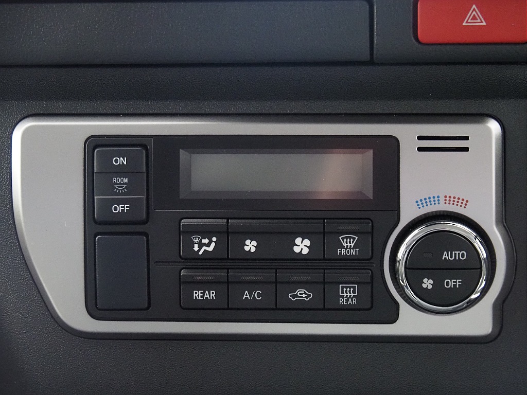 【R7年式/登録済み未使用車/ファインテックツアラー/2WD/2.7Lガソリン】豪華キャプテンシート【全国納車可能】