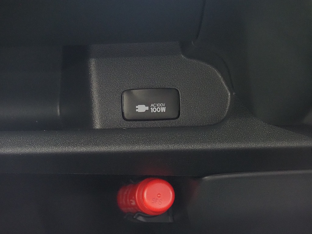 【R7年式/登録済み未使用車/ファインテックツアラー/2WD/2.7Lガソリン】豪華キャプテンシート【全国納車可能】