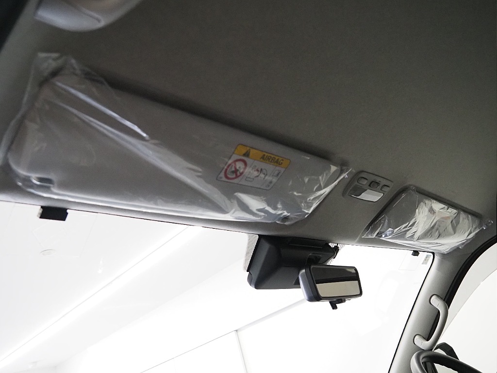 【R7年式/登録済み未使用車/ファインテックツアラー/2WD/2.7Lガソリン】豪華キャプテンシート【全国納車可能】