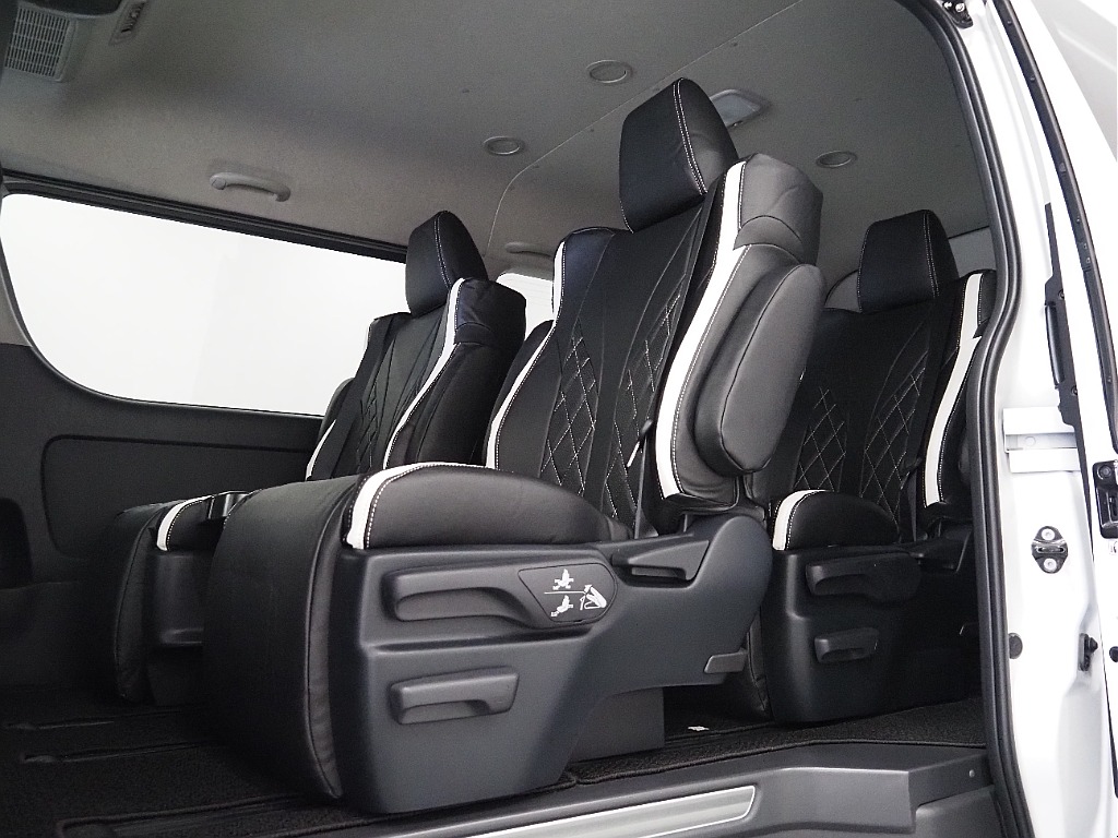 【R7年式/登録済み未使用車/ファインテックツアラー/2WD/2.7Lガソリン】豪華キャプテンシート【全国納車可能】