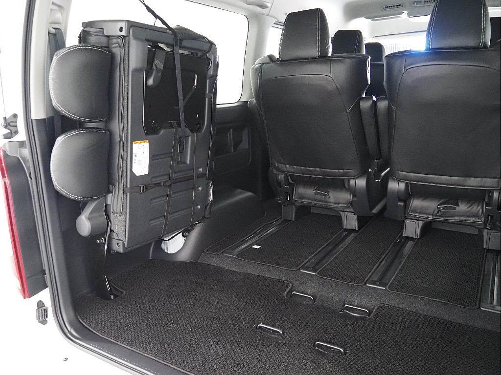 【R7年式/登録済み未使用車/ファインテックツアラー/2WD/2.7Lガソリン】豪華キャプテンシート【全国納車可能】