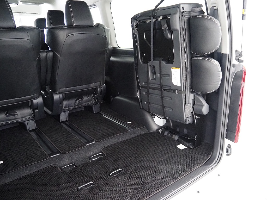 【R7年式/登録済み未使用車/ファインテックツアラー/2WD/2.7Lガソリン】豪華キャプテンシート【全国納車可能】