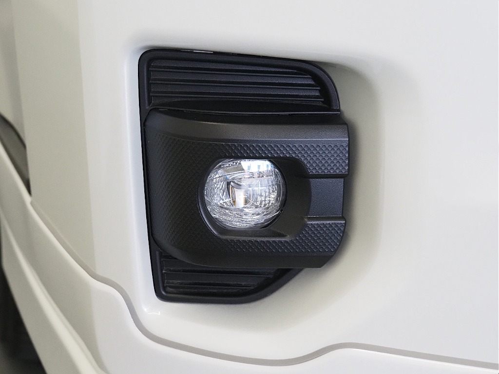 【R7年式/登録済み未使用車/ファインテックツアラー/2WD/2.7Lガソリン】豪華キャプテンシート【全国納車可能】