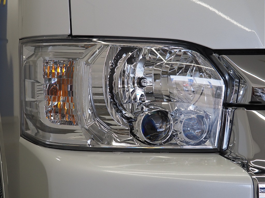 【R7年式/登録済み未使用車/ファインテックツアラー/2WD/2.7Lガソリン】豪華キャプテンシート【全国納車可能】