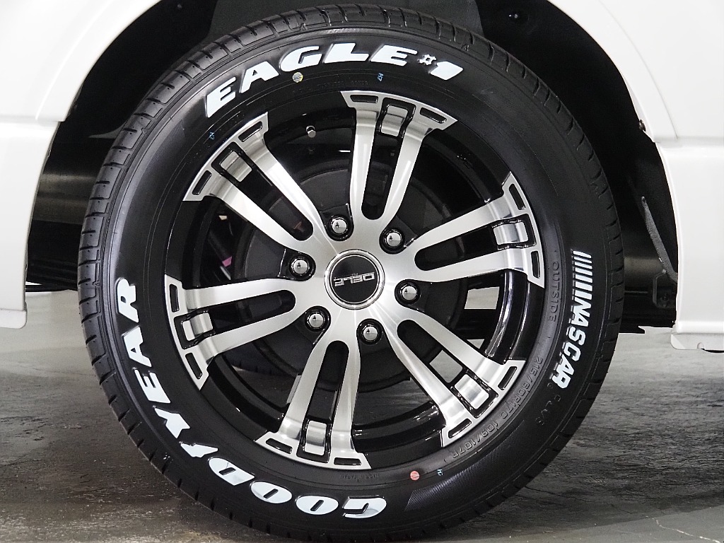 【R7年式/登録済み未使用車/ファインテックツアラー/2WD/2.7Lガソリン】豪華キャプテンシート【全国納車可能】