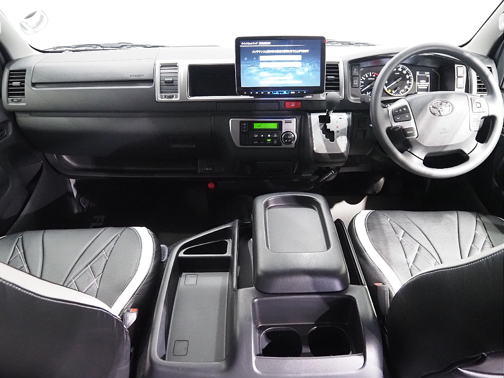 【R7年式/登録済み未使用車/ファインテックツアラー/2WD/2.7Lガソリン】豪華キャプテンシート【全国納車可能】