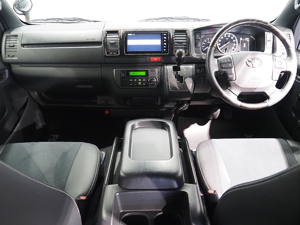 【R2年式/ハイエースバン/ディーゼル2WD/廃盤カラーガンメタ】両側パワースライドドア【全国納車可能】