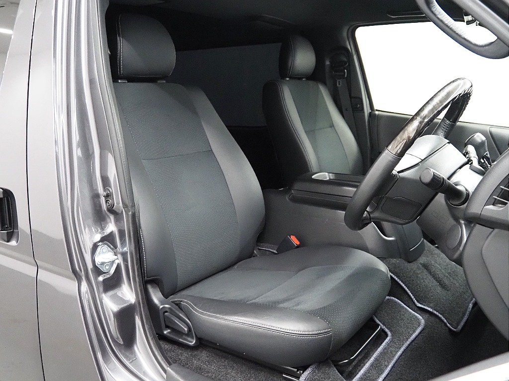 【R2年式/ハイエースバン/ディーゼル2WD/廃盤カラーガンメタ】両側パワースライドドア【全国納車可能】