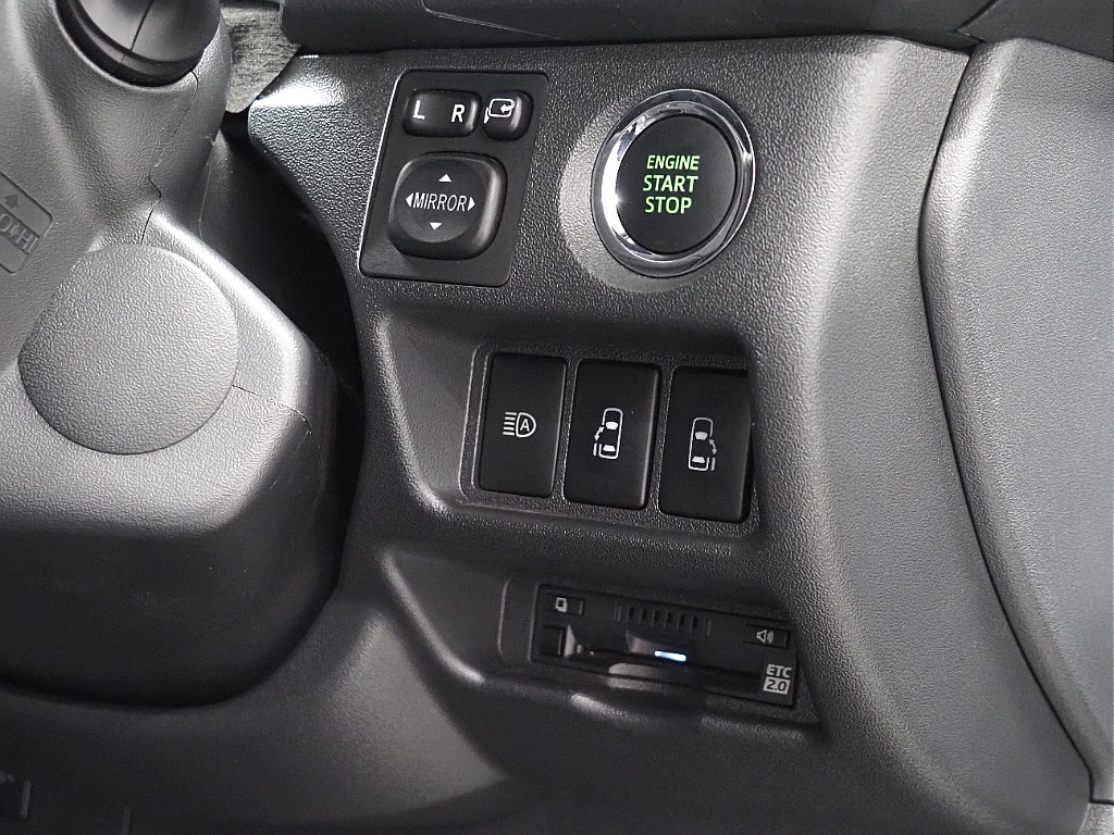 【R2年式/ハイエースバン/ディーゼル2WD/廃盤カラーガンメタ】両側パワースライドドア【全国納車可能】