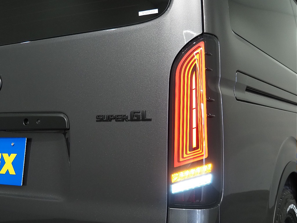 【R2年式/ハイエースバン/ディーゼル2WD/廃盤カラーガンメタ】両側パワースライドドア【全国納車可能】