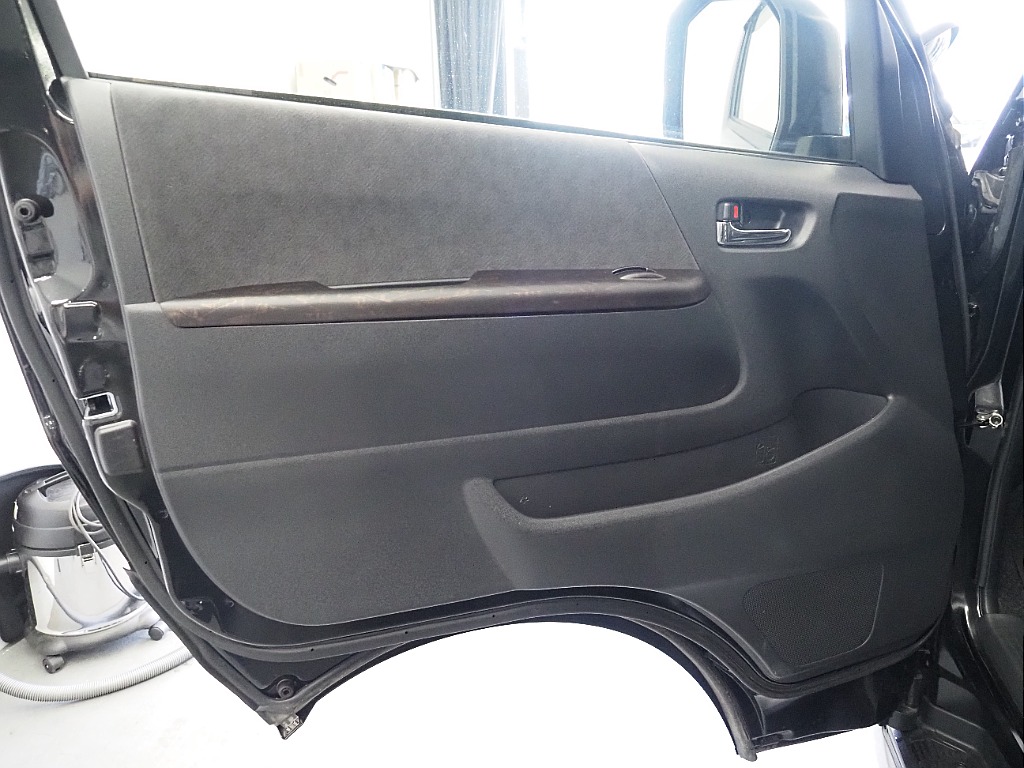 【R6年/新品内装架装necross/ワゴンGL/フローリング施工】フルフラットベッドで車中泊可能♪【全国納車可能】