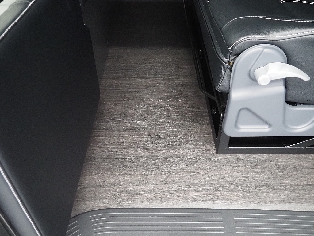 【R6年/新品内装架装necross/ワゴンGL/フローリング施工】フルフラットベッドで車中泊可能♪【全国納車可能】