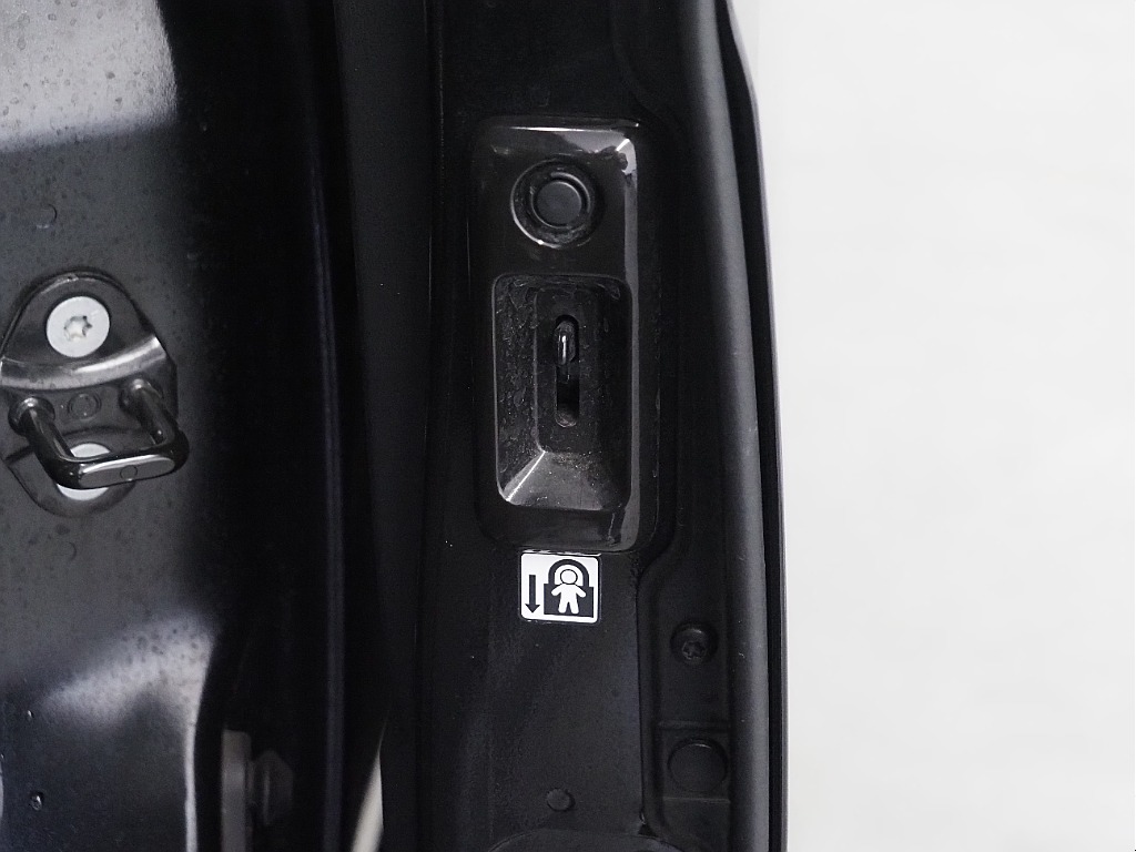 【R6年/新品内装架装necross/ワゴンGL/フローリング施工】フルフラットベッドで車中泊可能♪【全国納車可能】