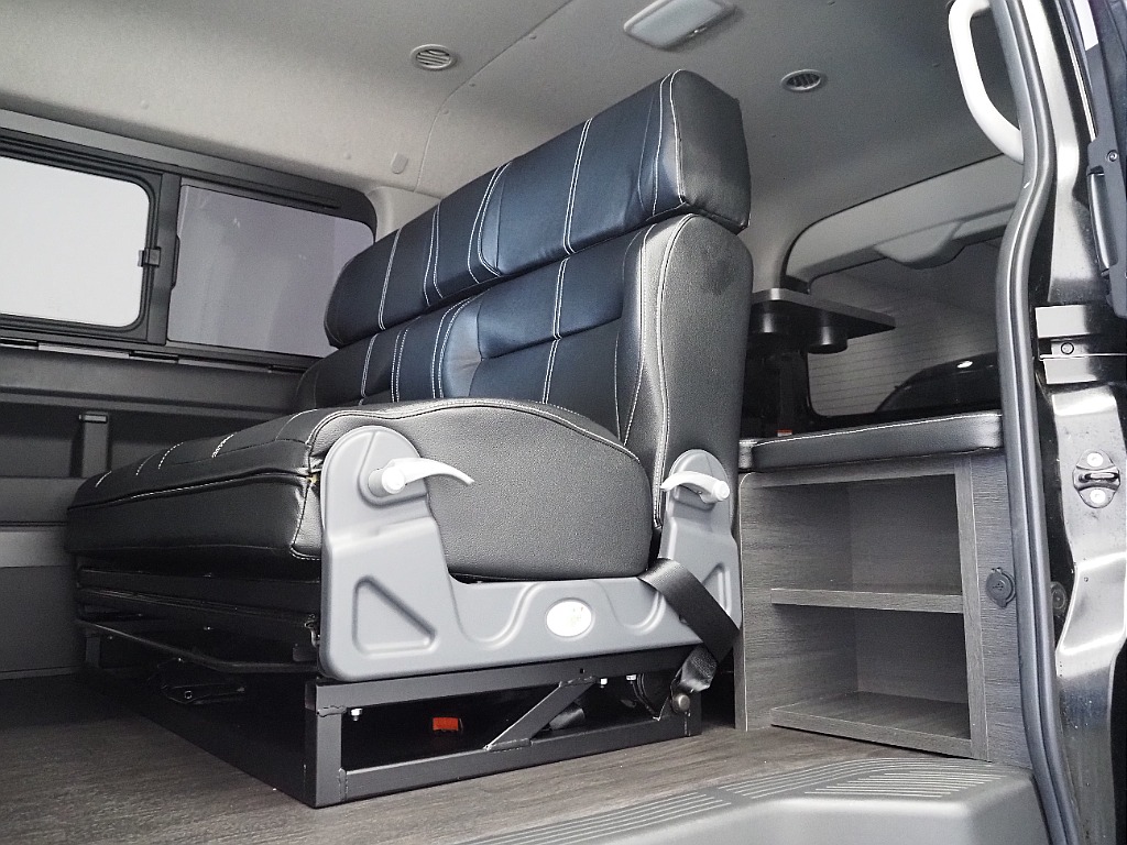 【R6年/新品内装架装necross/ワゴンGL/フローリング施工】フルフラットベッドで車中泊可能♪【全国納車可能】