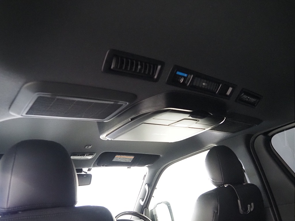 【R3年式/ハイエースバン/ガソリン/DARKPRIMEⅡ/4ナンバー】両側パワースライドドア【全国納車可能】