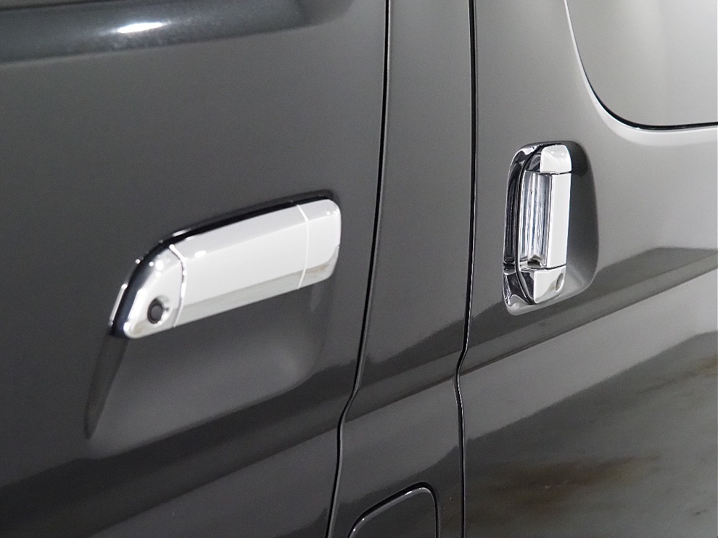 【R3年式/ハイエースバン/ガソリン/DARKPRIMEⅡ/4ナンバー】両側パワースライドドア【全国納車可能】