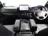 トヨタ ハイエースバン(10枚目)