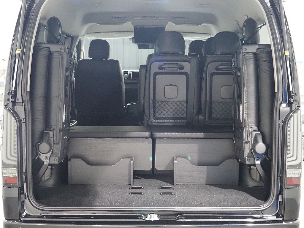 【新車/MCハイエース/ワゴンGL/4WD/スタンダード配列】純正フリップダウンモニター【全国納車可能】