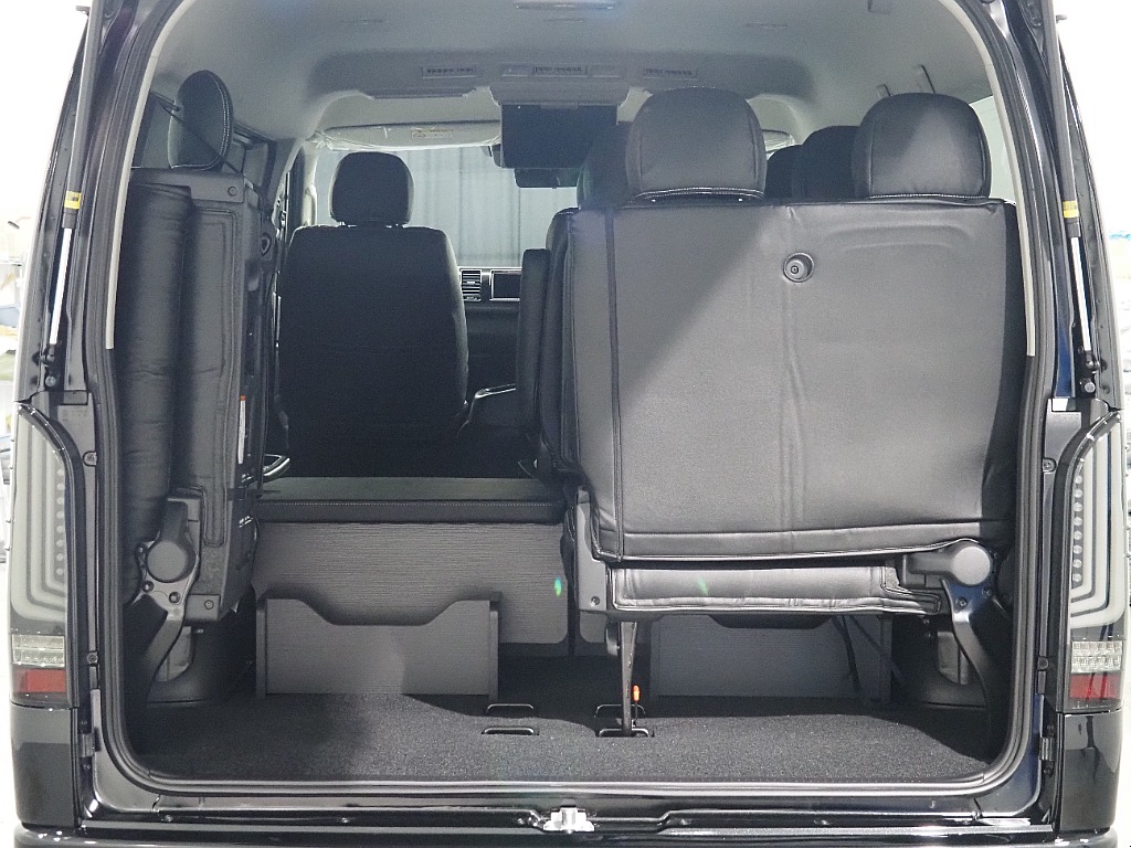 【新車/MCハイエース/ワゴンGL/4WD/スタンダード配列】純正フリップダウンモニター【全国納車可能】