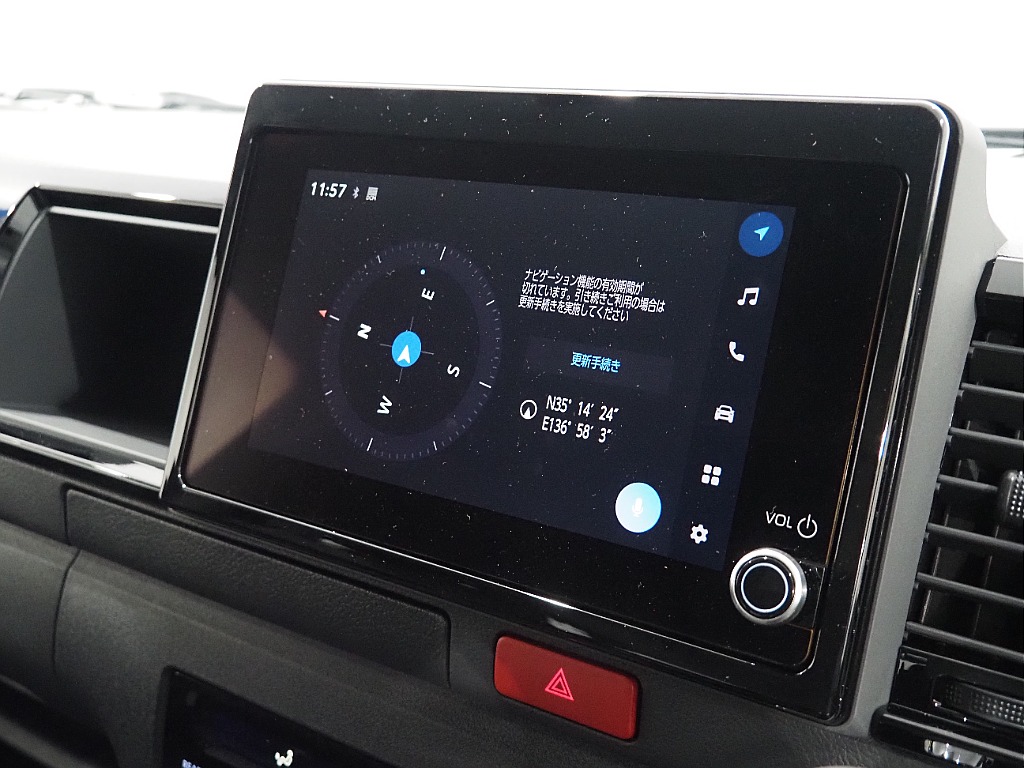 【新車/MCハイエース/ワゴンGL/4WD/スタンダード配列】純正フリップダウンモニター【全国納車可能】