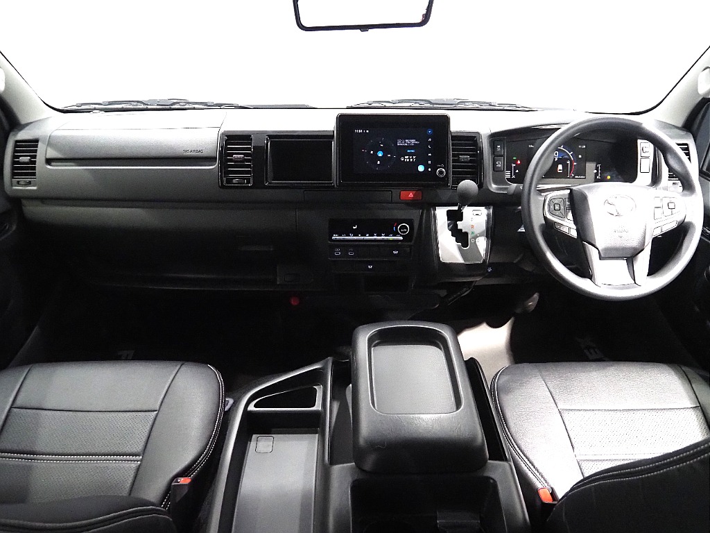 【新車/MCハイエース/ワゴンGL/4WD/スタンダード配列】純正フリップダウンモニター【全国納車可能】