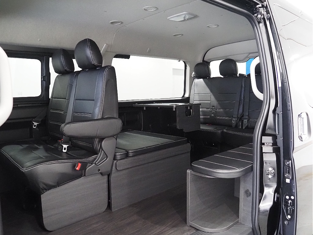 【新車/9型/MCハイエースワゴンGL/オリジナル内装架装Ver1】フローリング施工済み♪【全国納車可能】