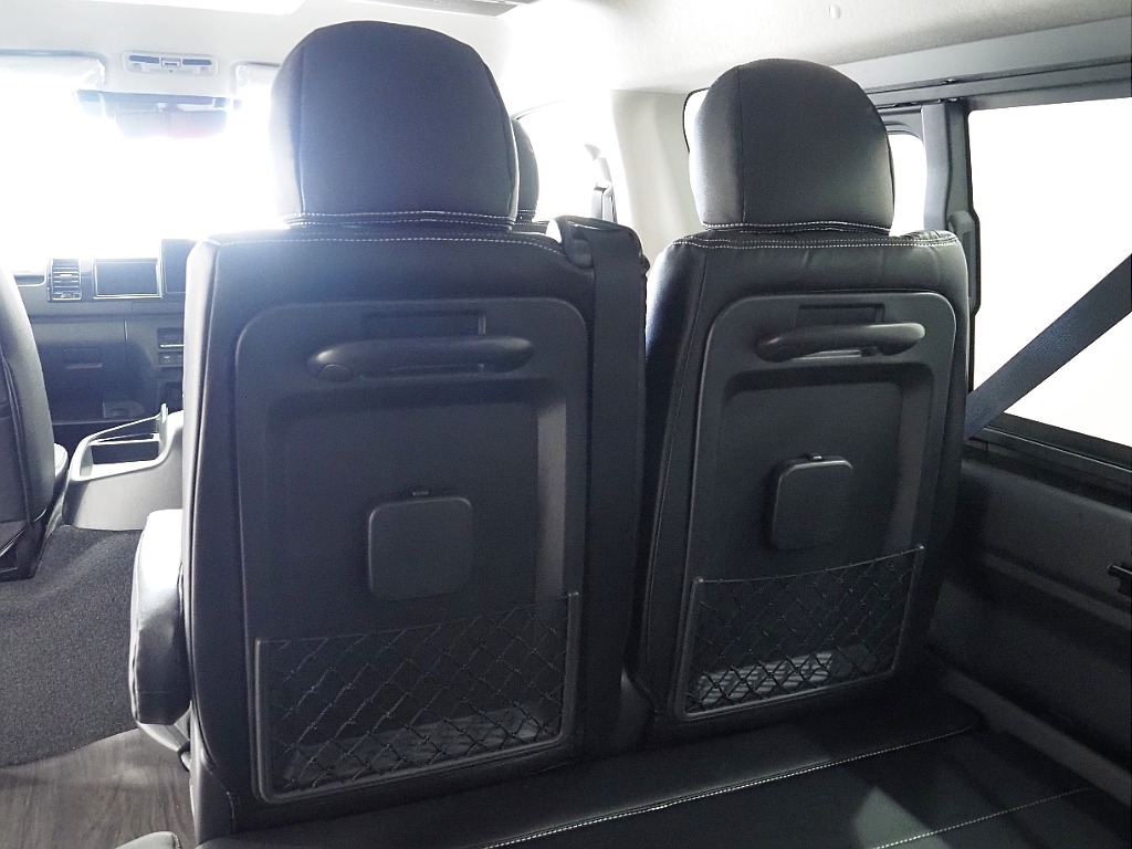 【新車/9型/MCハイエースワゴンGL/オリジナル内装架装Ver1】フローリング施工済み♪【全国納車可能】