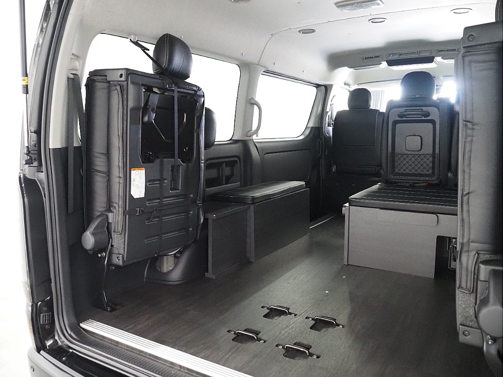 【新車/9型/MCハイエースワゴンGL/オリジナル内装架装Ver1】フローリング施工済み♪【全国納車可能】