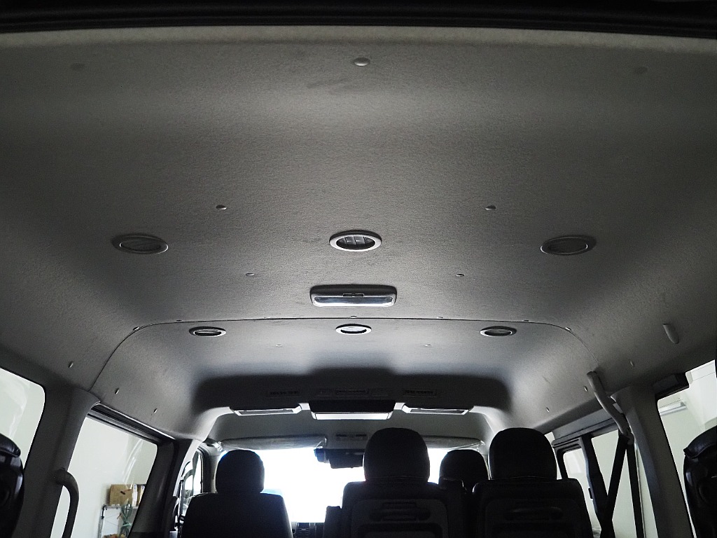 【新車/9型/MCハイエースワゴンGL/オリジナル内装架装Ver1】フローリング施工済み♪【全国納車可能】