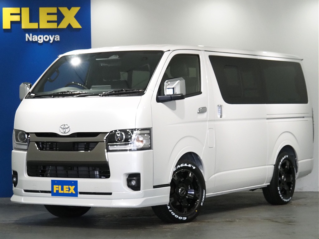 【新車/ハイエースバン/ディーゼル2WD/小窓付き両側手動ドア/DARKPRIME】ハイエース名古屋店在庫車両【全国納車可能】