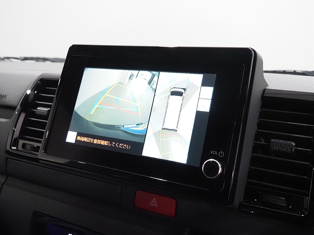 【新車/ハイエースバン/ディーゼル2WD/小窓付き両側手動ドア/DARKPRIMEⅡ】ハイエース名古屋店在庫車両【全国納車可能】