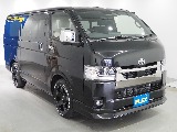 【新車/ハイエースバン/ディーゼル2WD/小窓付き両側手動ドア/DARKPRIMEⅡ】ハイエース名古屋店在庫車両【全国納車可能】