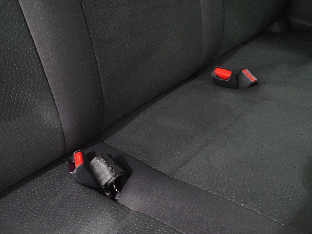 【新車/ハイエースバン/ディーゼル2WD/小窓付き両側手動ドア/DARKPRIMEⅡ】ハイエース名古屋店在庫車両【全国納車可能】