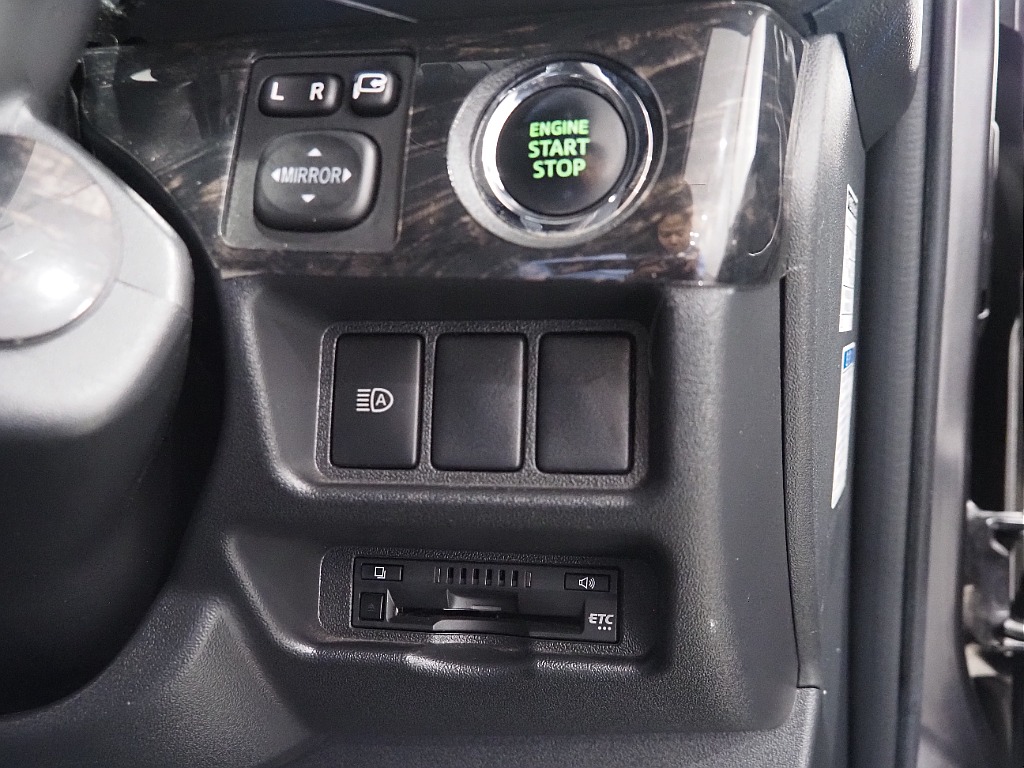 トヨタ ハイエースバン(19枚目)