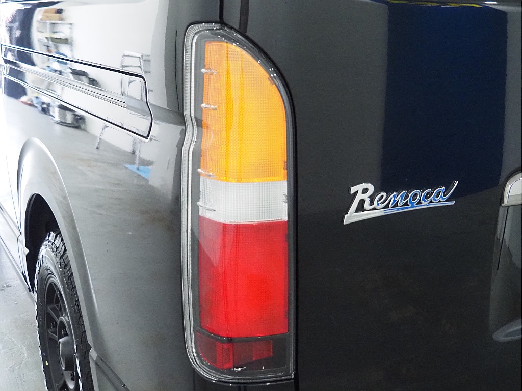 【Renoca　CoastLines/R4年式/ハイエースバン/ディーゼル4WD】大人気角目4灯をインストール♪【全国納車可能】