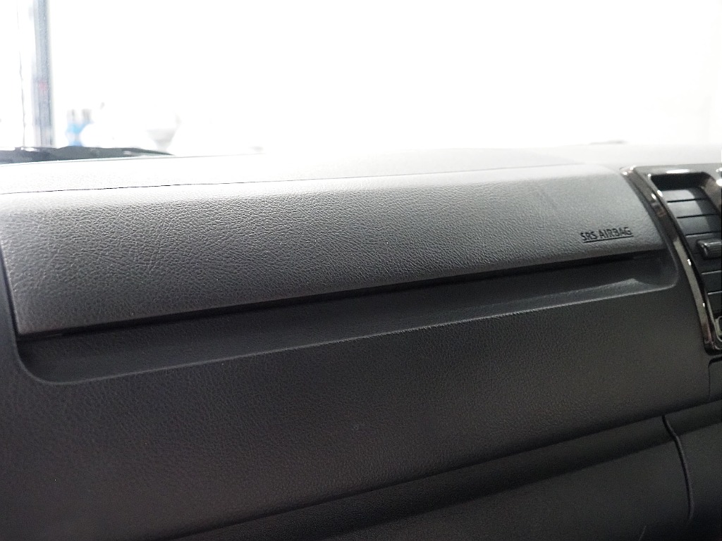 【Renoca　CoastLines/R4年式/ハイエースバン/ディーゼル4WD】大人気角目4灯をインストール♪【全国納車可能】